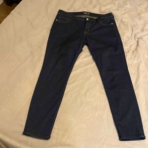 A & F mid rise super skinny jeans. Size 33/16.